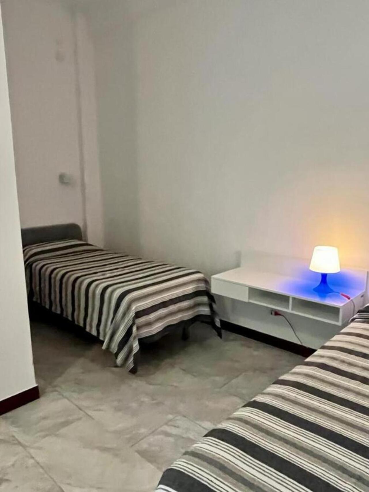 La Gran Dama Bed & Breakfast Розето дели Абруци Стая снимка